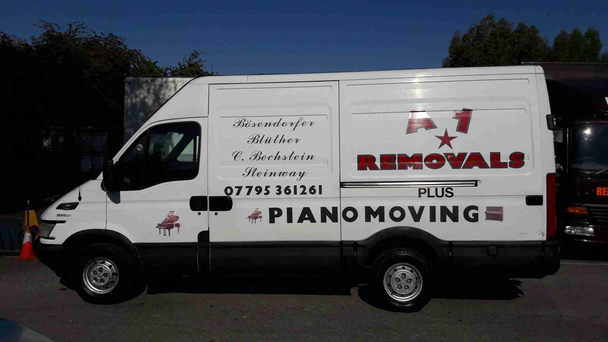 Piano movers cheltenham